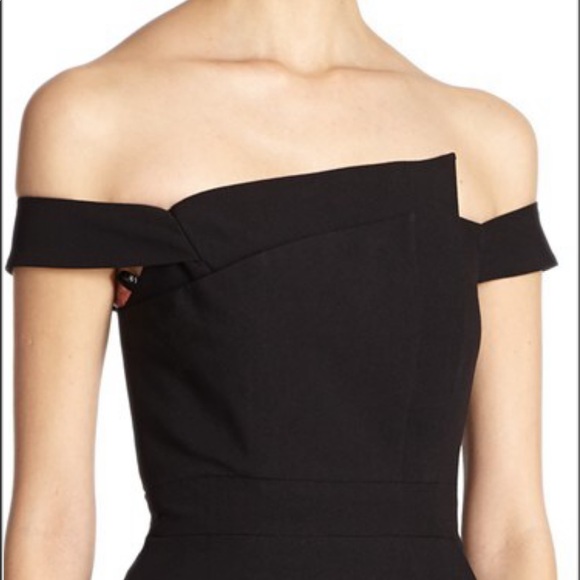 Black Halo Eve Dress - Picture 2 of 10